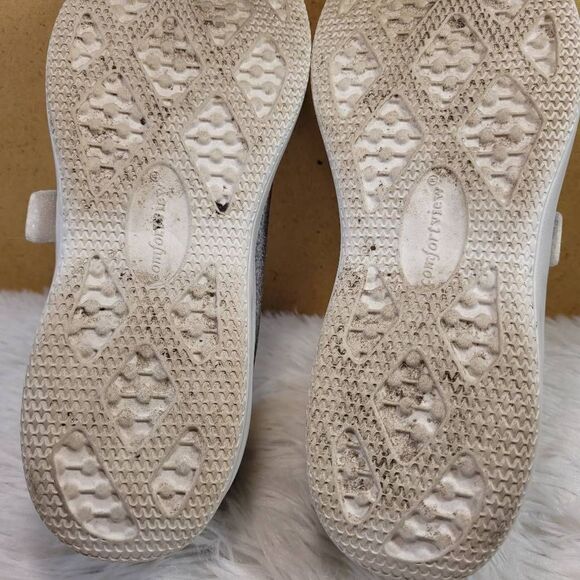 Comfortview Grey and White Mary Jane Emmy Sneakers- Size 9 - Picture 7 of 8